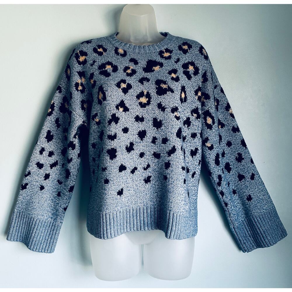Nine West Leopard Print Sweater Size Large Blue Crewneck Cozy Knit